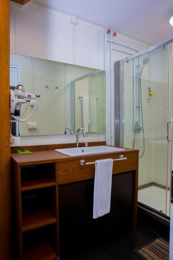 Dunia Hotel Ouagadougou Loumbila Экстерьер фото
