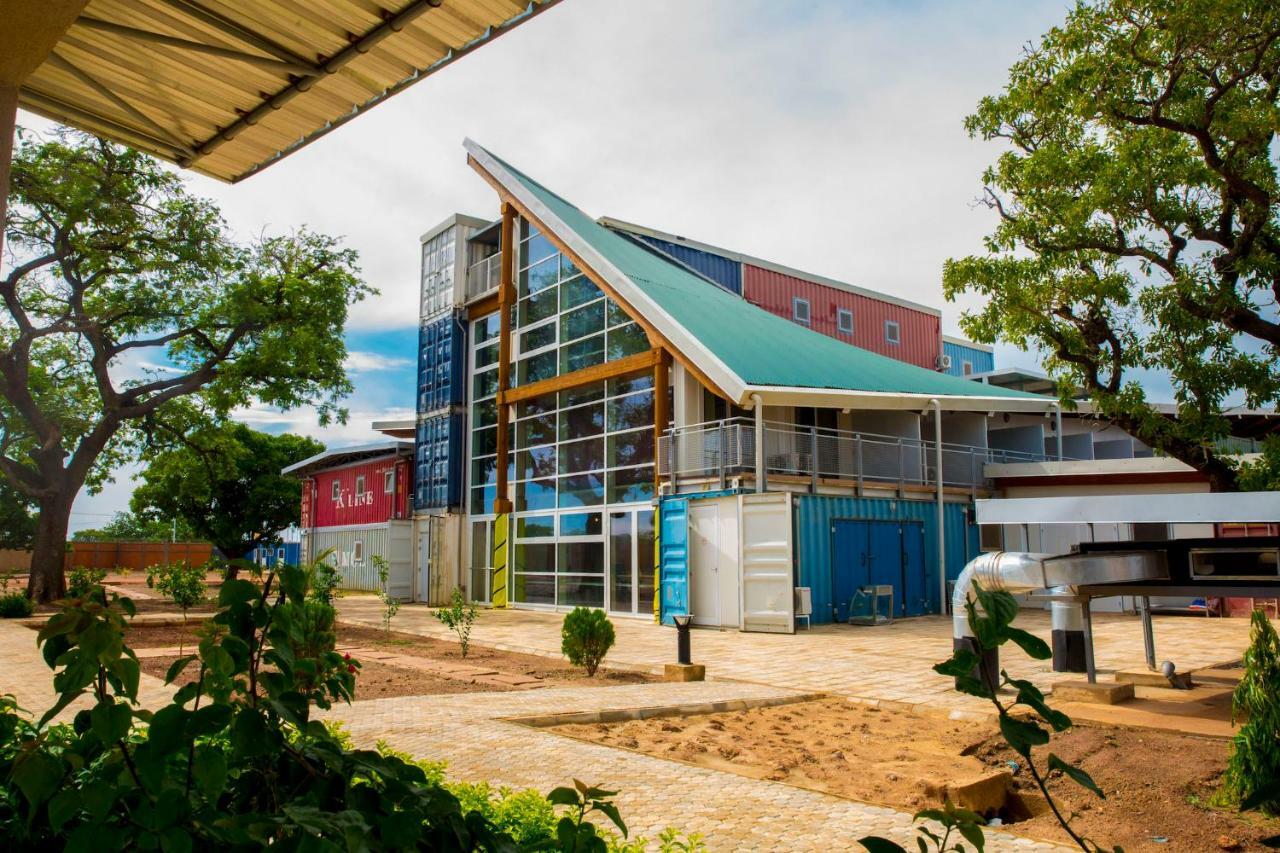 Dunia Hotel Ouagadougou Loumbila Экстерьер фото