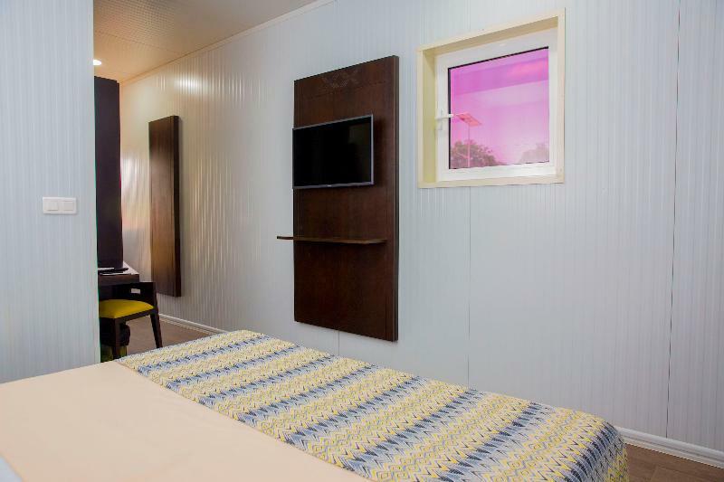 Dunia Hotel Ouagadougou Loumbila Экстерьер фото