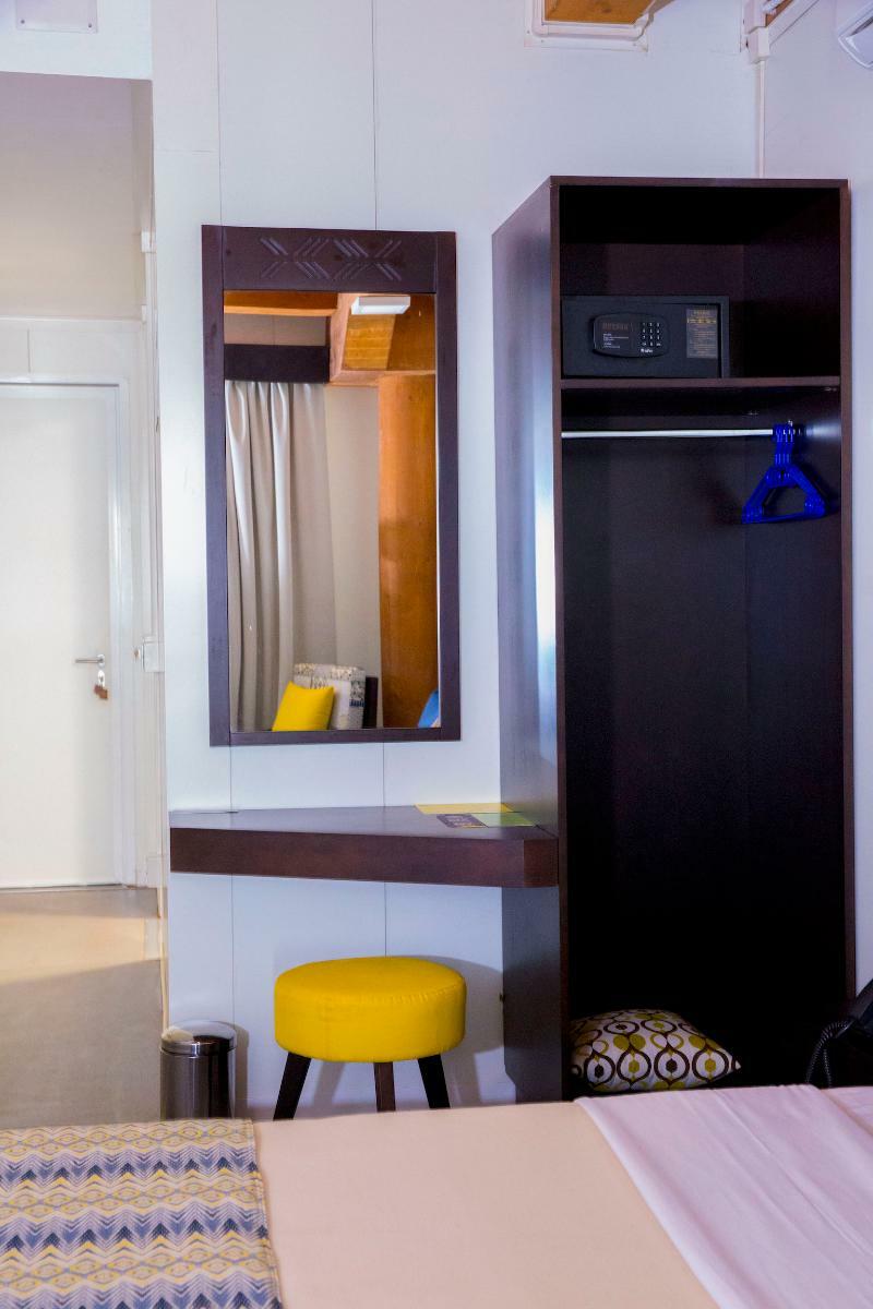 Dunia Hotel Ouagadougou Loumbila Экстерьер фото