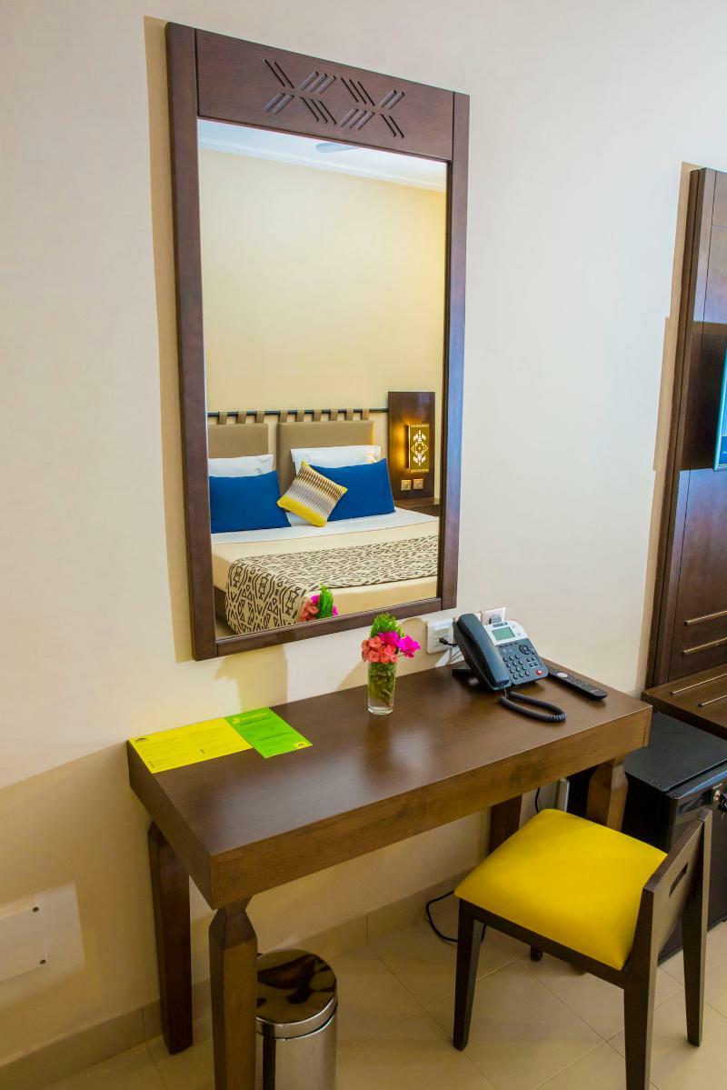 Dunia Hotel Ouagadougou Loumbila Экстерьер фото